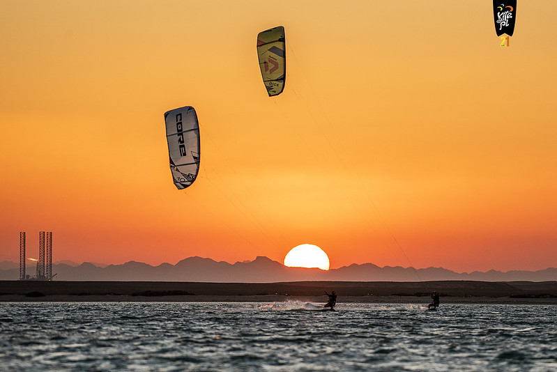 Zachód słońca Kite Safari